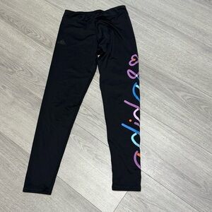 Adidas Black and Red Leggings with Sleek Design